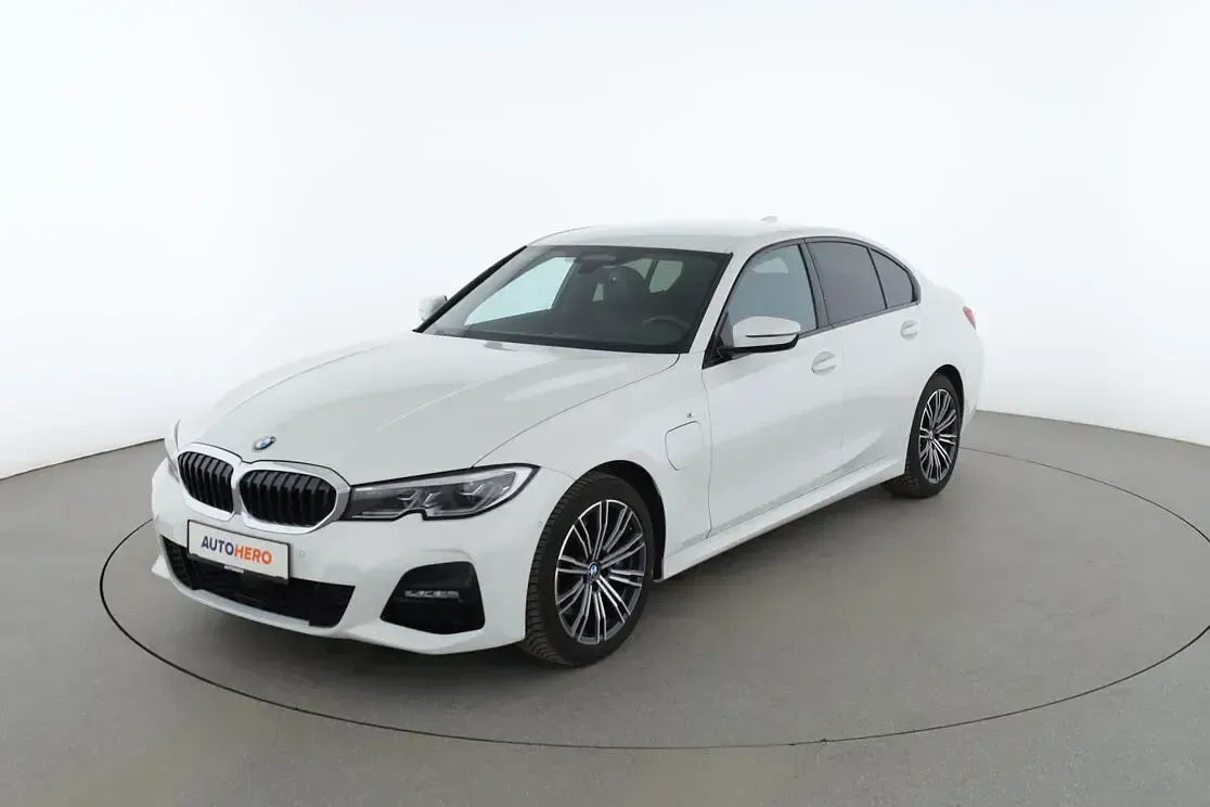 Gebraucht BMW 330e M Sport 113 PS (83 kW) 2020 Limousine
