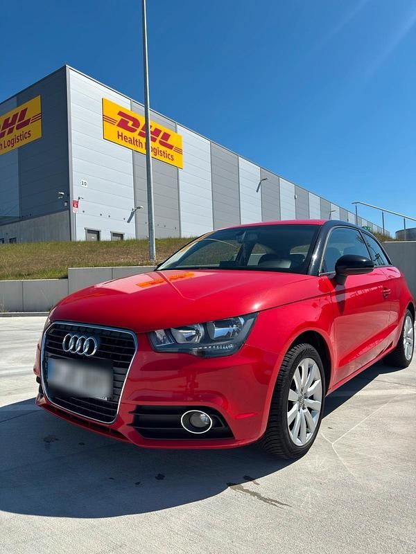 Rot Gebraucht 2013 Audi A1 Kleinwagen | 5.900 € (Guter Preis) - Bild 1/4