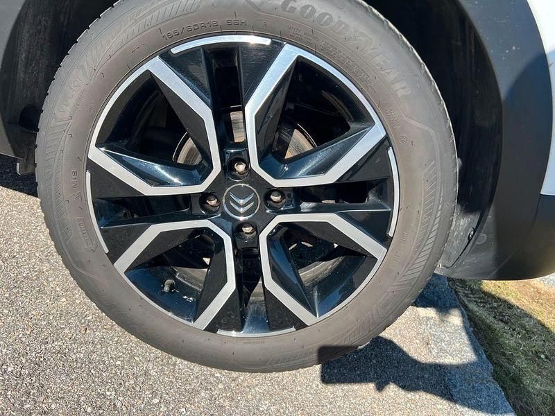 Gebraucht Citroën e-C4 Shine 100 kW (136 PS) 2021 Weiß Limousine