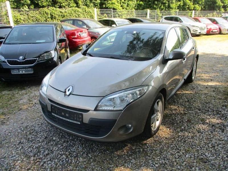 Stone Gebraucht 2012 Renault Mégane Dynamique Limousine | 4.290 € (Fairer Preis) - Bild 1/4