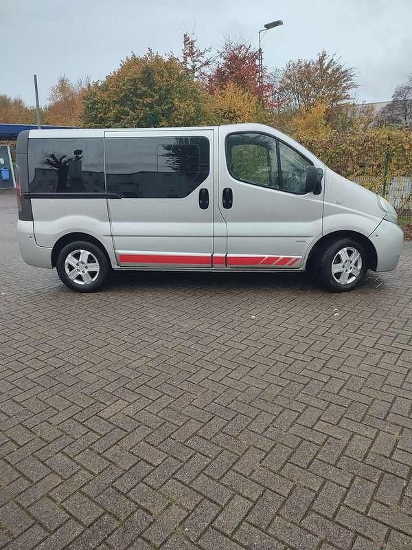 Gebraucht Opel Vivaro 101 PS (74 kW) 2006 Grau Van / Kleinbus