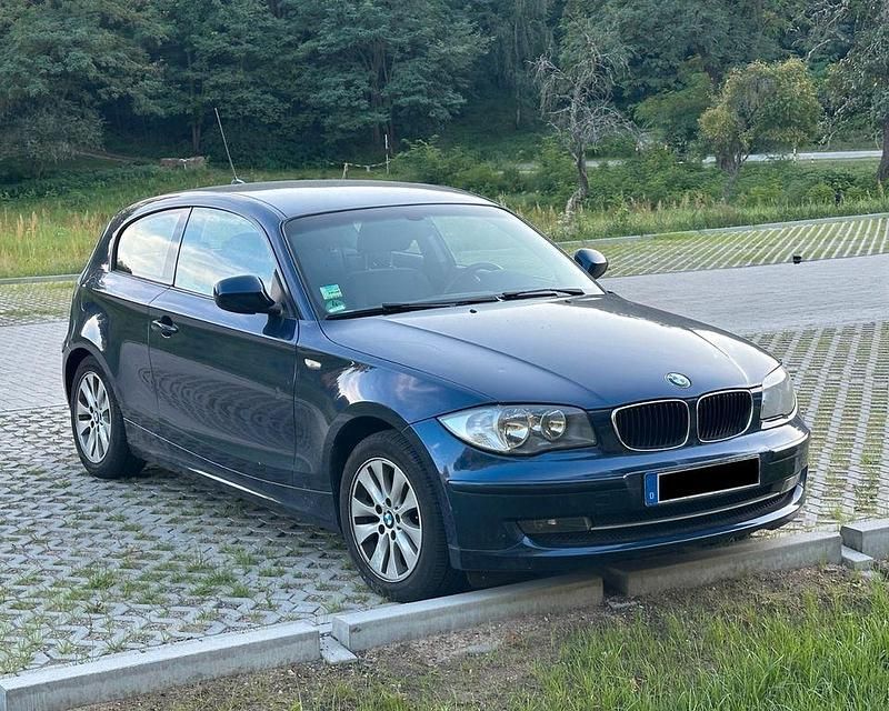 Gebraucht BMW 118 Advantage 143 PS (105 kW) 2009 Blau Kleinwagen