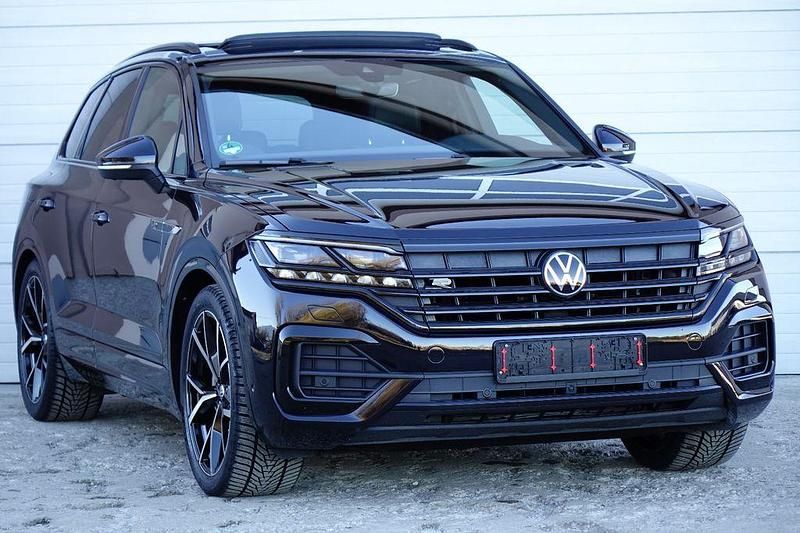 Schwarz Gebraucht 2022 VW Touareg R-line SUV | 52.999 € (Fairer Preis) - Bild 1/4
