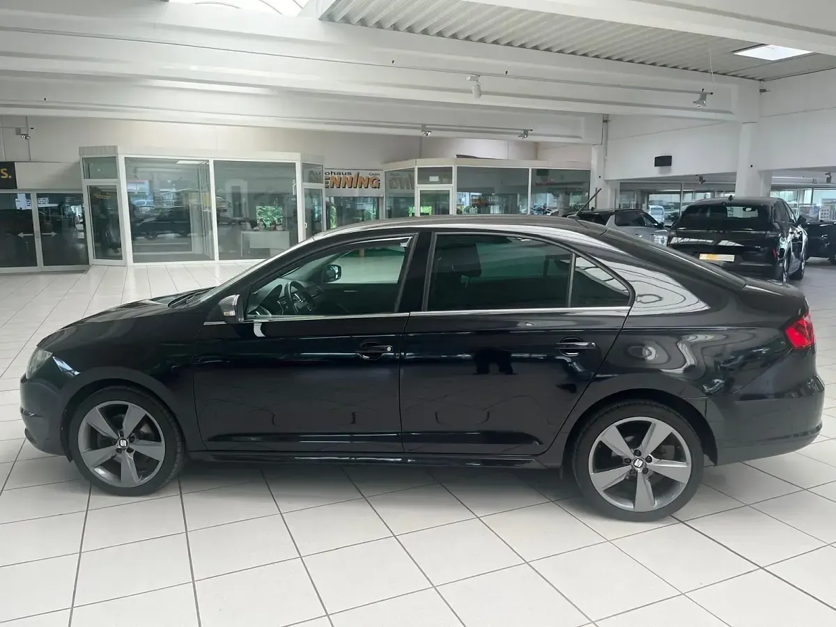 Gebraucht Seat Toledo FR-Line 110 PS (80 kW) 2017 Schwarz Kleinwagen