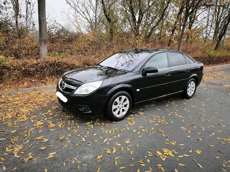Schwarz Gebraucht 2007 Opel Vectra Limousine | 3.900 € (Teuer) - Bild 1/4