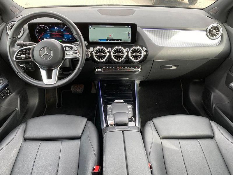 Gebraucht Mercedes E250 218 PS (160 kW) 2021 Schwarz Limousine