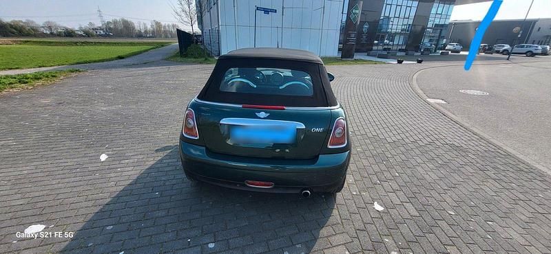 Gebraucht Mini One Cabriolet 98 PS (72 kW) 2010 Grün Cabrio