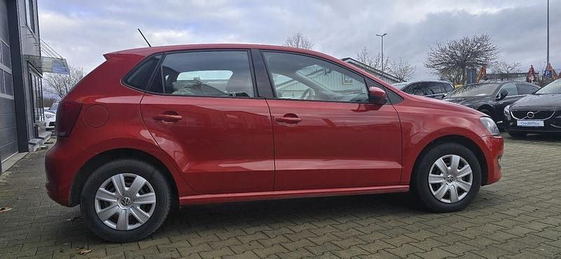 Gebraucht VW Polo Trendline 75 PS (55 kW) 2013 Orange Kleinwagen