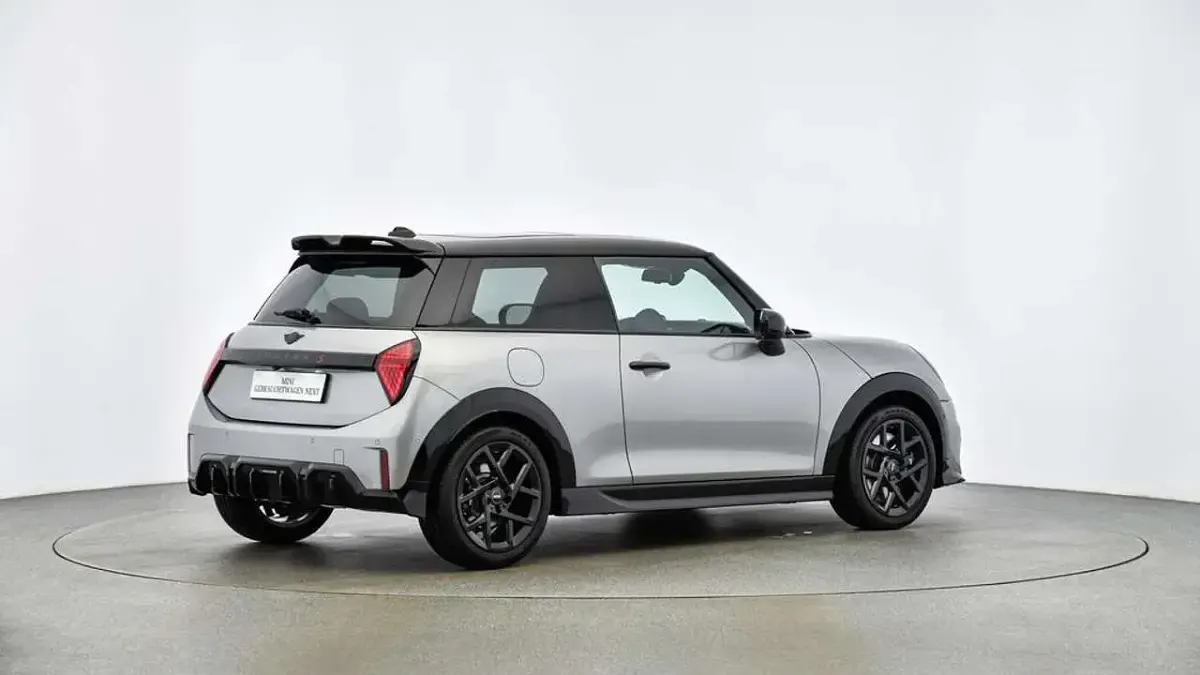 Usata Mini John Cooper Works 204 CV (150 kW) 2025 Grigio Utilitaria