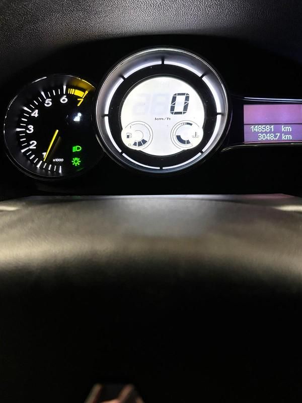 Gebraucht Renault Mégane 131 PS (96 kW) 2010 Grau Limousine