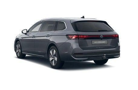 Gebraucht VW Passat Business 150 PS (110 kW) 2025 Grau Kombi