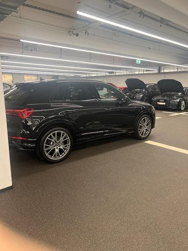 Schwarz Gebraucht 2019 Audi Q3 S-Line SUV | 32.500 € - Bild 1/4