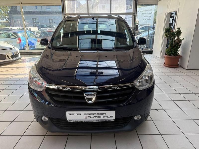 Gebraucht Dacia Lodgy Prestige 116 PS (85 kW) 2015 Blau Van / Kleinbus
