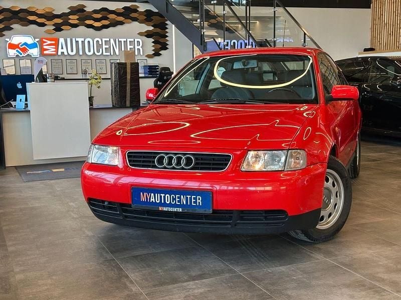 Gebraucht Audi A3 101 PS (74 kW) 1997 Rot Kleinwagen