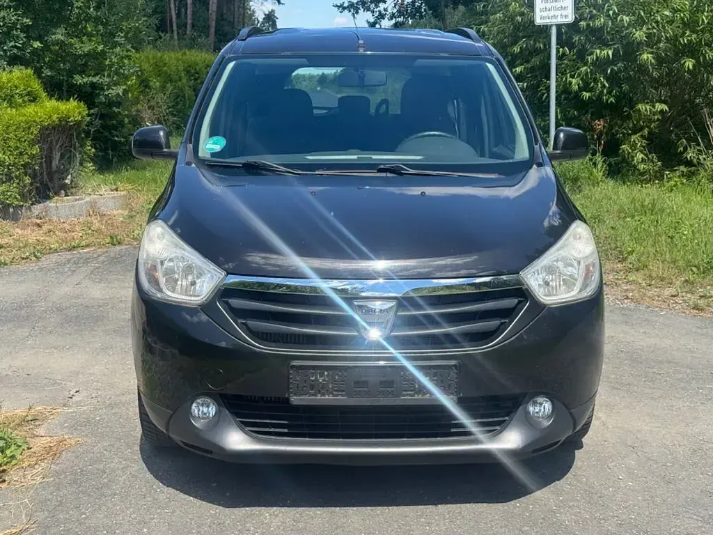 Gebraucht Dacia Lodgy Prestige 116 PS (85 kW) 2014 Schwarz Van / Kleinbus