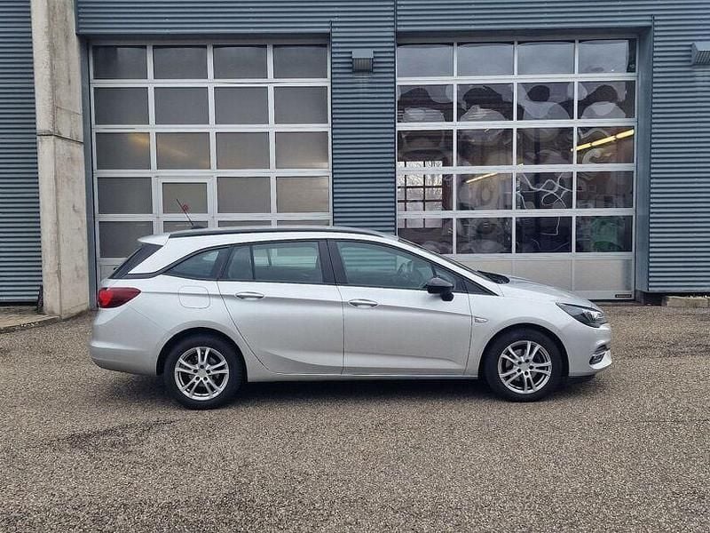Gebraucht Opel Astra Business 122 PS (89 kW) 2021 Silber Kombi