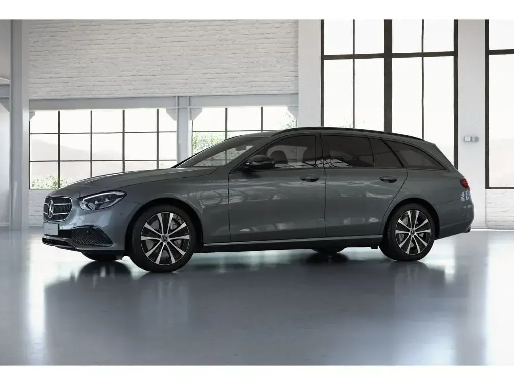 Gebraucht Mercedes E300 Avantgarde 194 PS (142 kW) 2022 Metalliclack selenitgrau (metallic) Kombi
