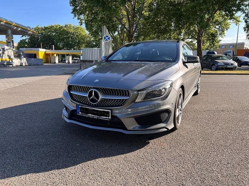 Grau Gebraucht 2014 Mercedes CLA200 AMG Coupé | 14.000 € (Guter Preis) - Bild 1/4