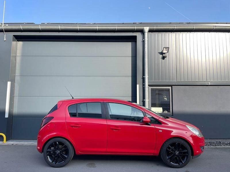 Gebraucht Opel Corsa 87 PS (63 kW) 2010 Rot Kleinwagen