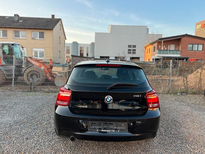 Gebraucht BMW 116 136 PS (100 kW) 2014 Schwarz Kleinwagen