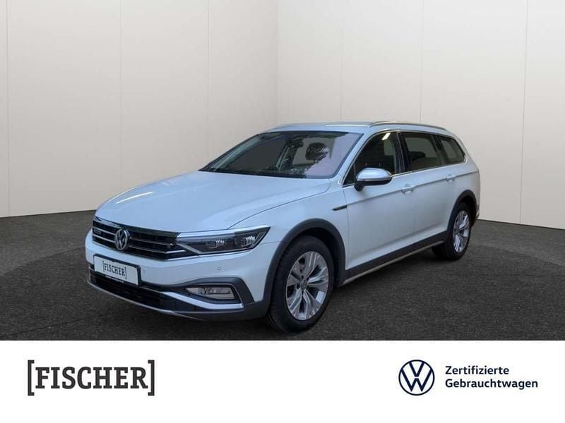 Weiss Gebraucht 2019 VW Passat Alltrack Kombi | 27.987 € (Fairer Preis) - Bild 1/2