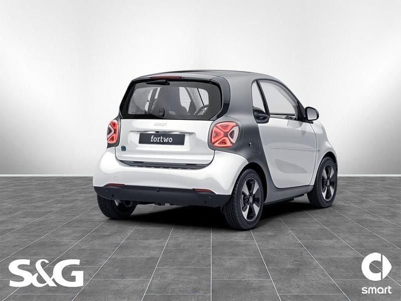 Gebraucht Smart ForTwo Coupé 60 kW (82 PS) 2022 Bodypanels in white Kleinwagen