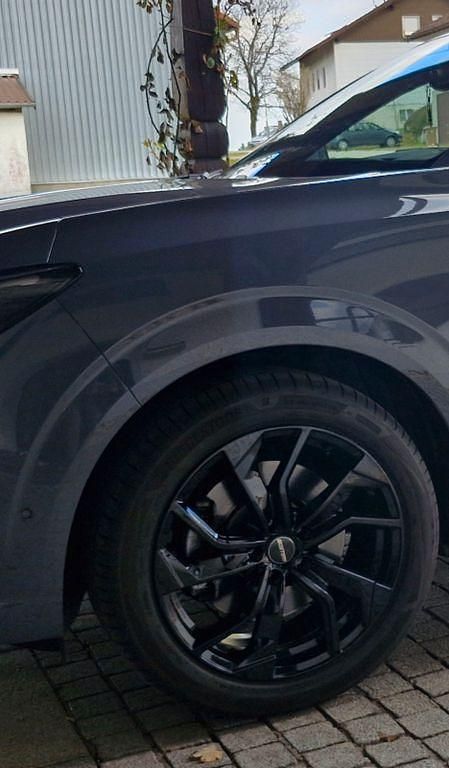 Second-hand Cupra Terramar 204 CP (150 kW) 2025 Gri SUV