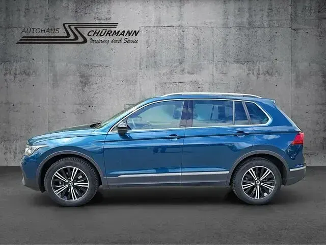 Gebraucht VW Tiguan Move 150 PS (110 kW) 2023 Blau SUV