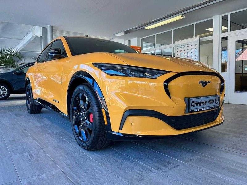 Gebraucht Ford Mustang Mach-E Premium 258 kW (351 PS) 2023 Cyber orange 3c SUV
