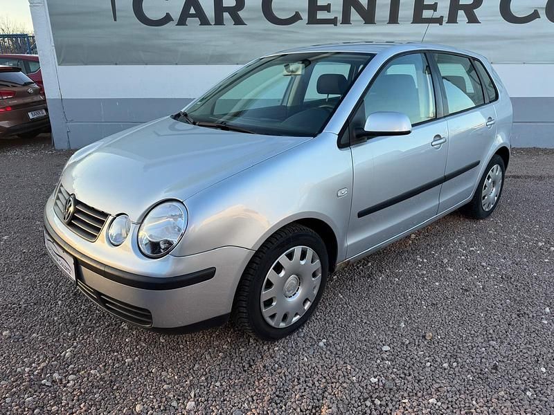 Gebraucht VW Polo 64 PS (47 kW) 2004 Silber Kleinwagen