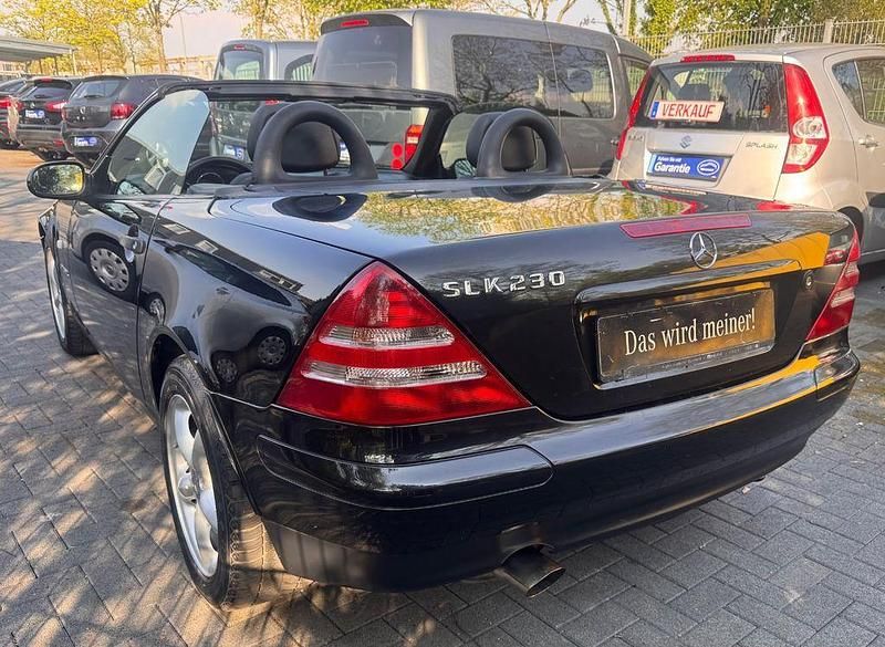 Gebraucht Mercedes SLK230 193 PS (141 kW) 2000 Schwarz Cabrio