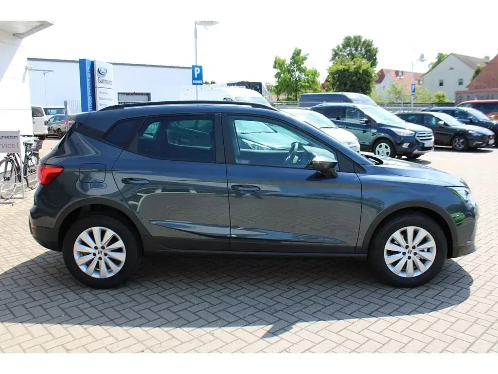 Neu Seat Arona Reference 95 PS (69 kW) 2025 Grau SUV