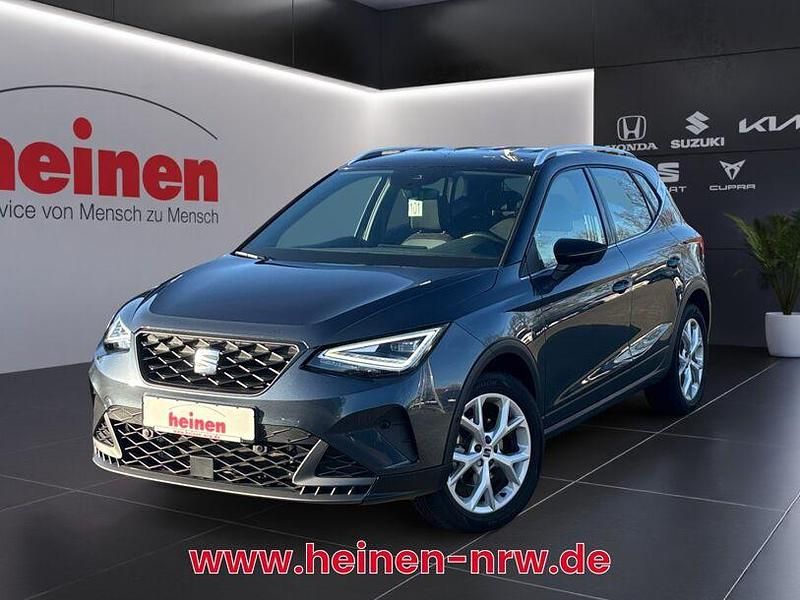 Gebraucht Seat Arona FR 150 PS (110 kW) 2023 Grau SUV