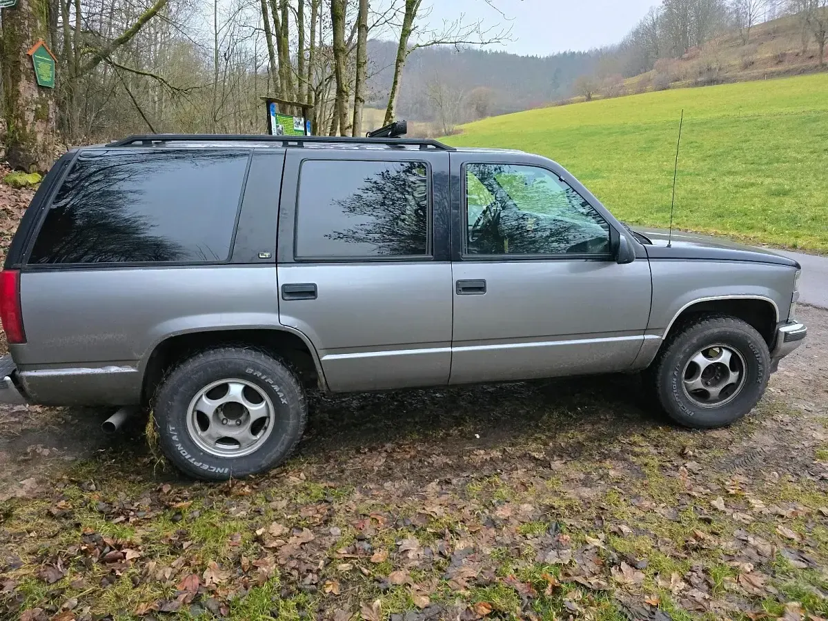 Gebraucht Chevrolet Tahoe LT 256 PS (188 kW) 1998 Schwarz SUV