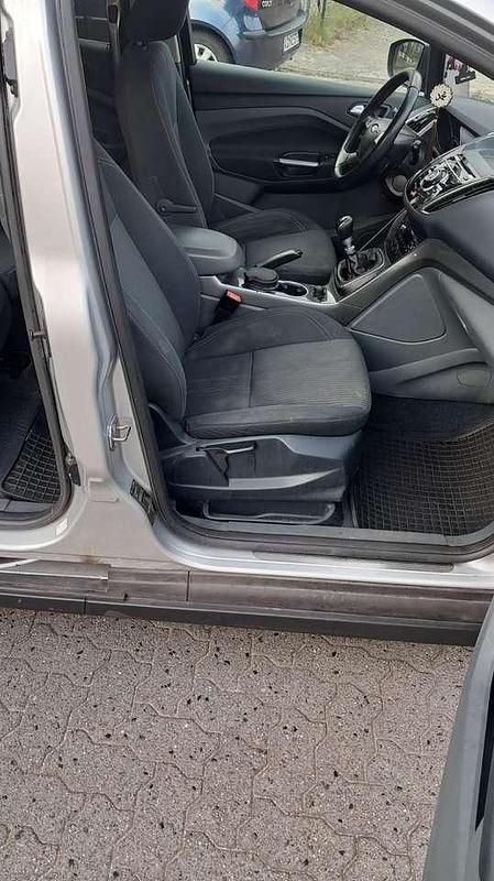 Gebraucht Ford C-MAX 116 PS (85 kW) 2012 Silber Van / Kleinbus