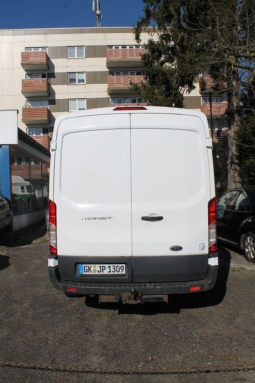 Gebraucht Ford Transit 131 PS (96 kW) 2018 Weiß Limousine