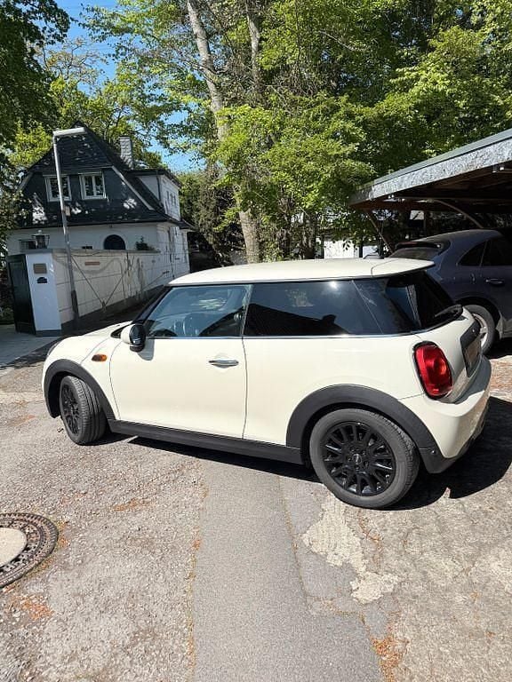 Second-hand Mini ONE 102 CP (75 kW) 2016 Alb Hatchback