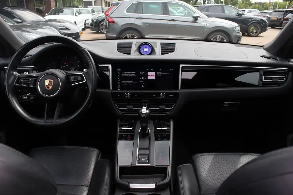 Gebraucht Porsche Macan 266 PS (195 kW) 2023 Grau SUV