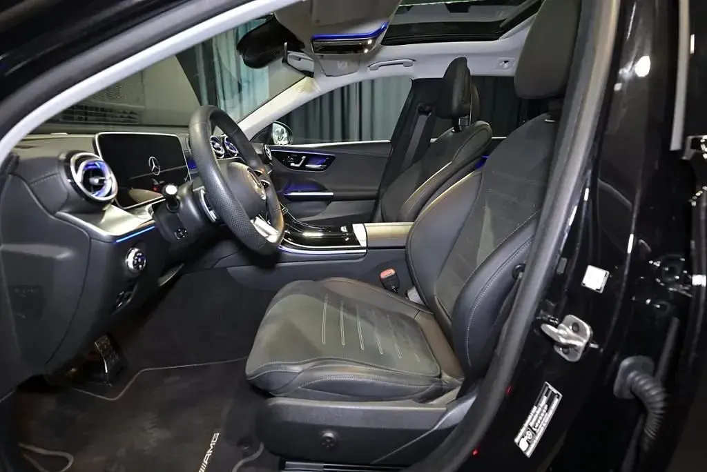 Gebraucht Mercedes C220 AMG 197 PS (144 kW) 2025 Metalliclack obsidianschwarz Kombi