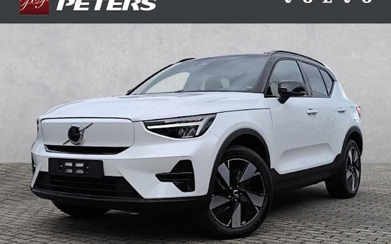 Weiss Neu 2025 Volvo EC40 Core SUV | 47.500 € (Superpreis) - Bild 1/4