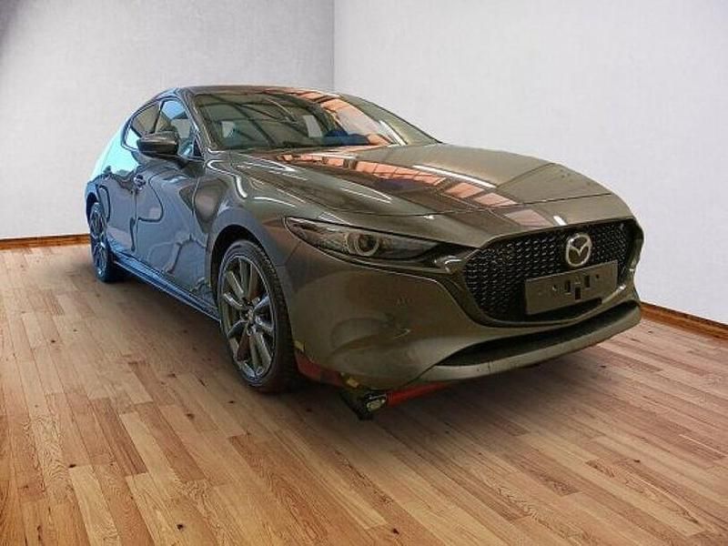 Gebraucht Mazda 3 Exclusive-Line 140 PS (102 kW) 2025 Machine gray (metallic) Limousine