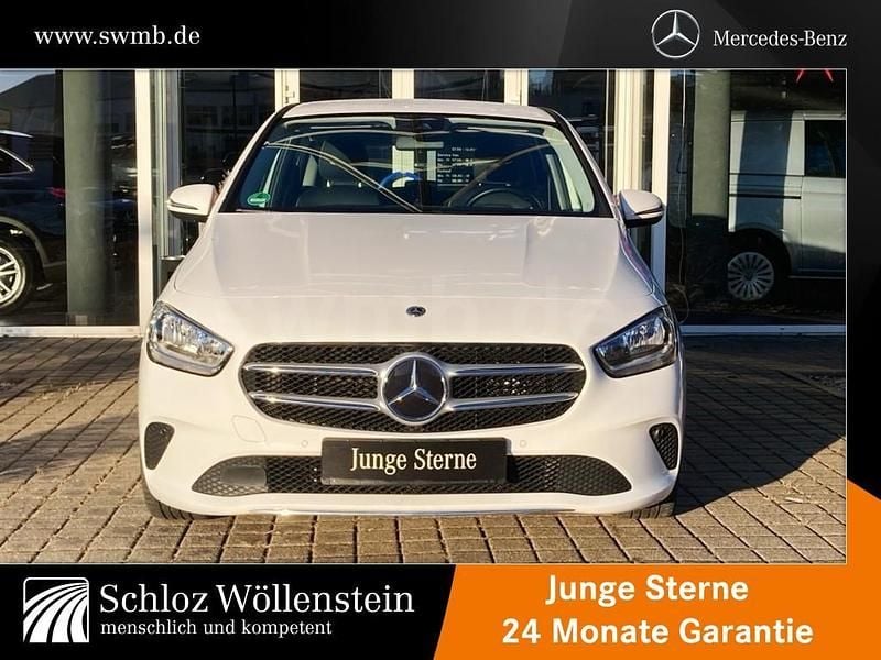 Gebraucht Mercedes E250 Business 160 PS (117 kW) 2021 Weiß Kombi