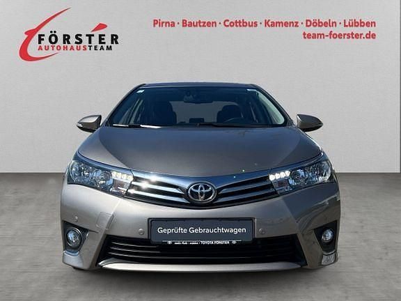 Usado Toyota Corolla 132 HP (97 kW) 2015 Castanho Sedan