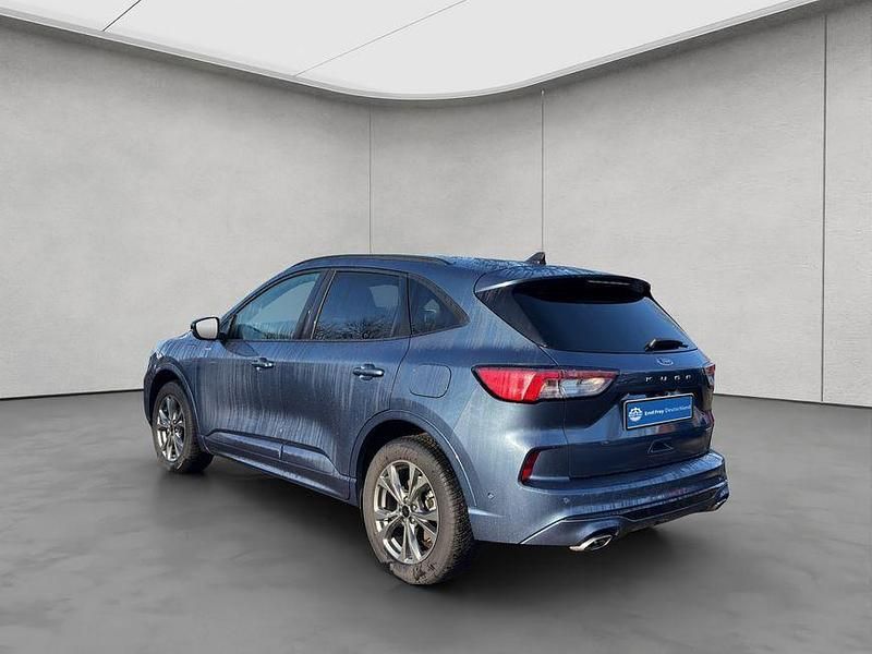 Gebraucht Ford Kuga ST-Line 152 PS (111 kW) 2022 Blue metallic SUV