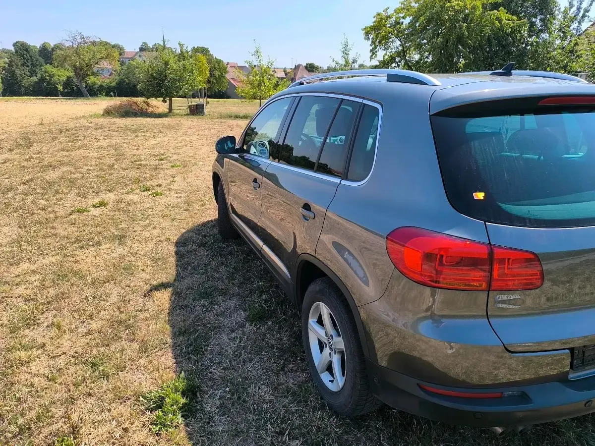 Gebraucht VW Tiguan 150 PS (110 kW) 2015 Grau SUV