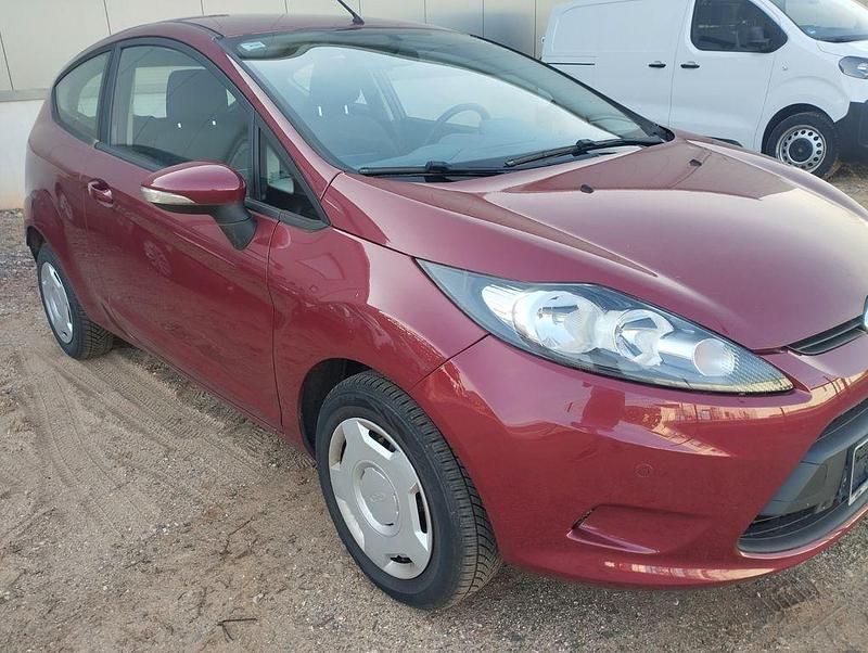 Gebraucht Ford Fiesta Trend 60 PS (44 kW) 2010 Kleinwagen