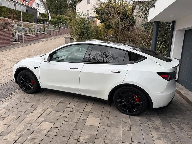 Gebraucht Tesla Model Y Performance 392 kW (534 PS) 2023 Weiß SUV