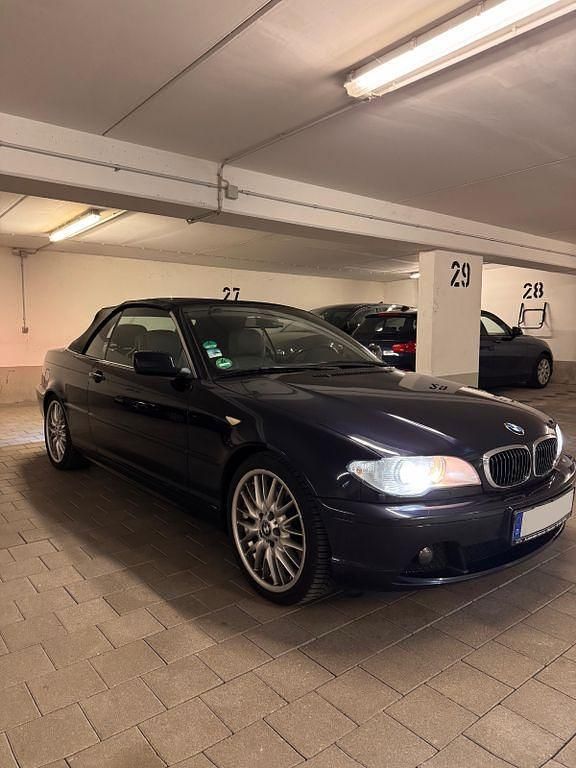 Gebraucht BMW 330 231 PS (169 kW) 2003 Blau Cabrio