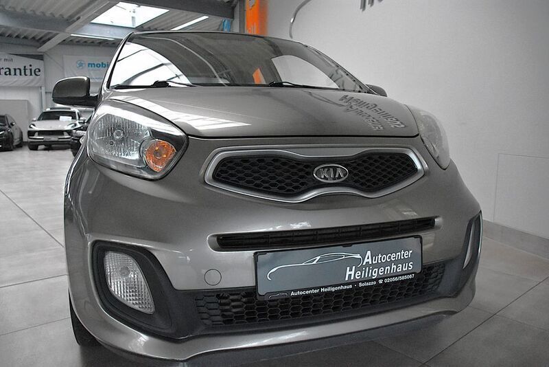Silber Gebraucht 2012 Kia Picanto Attract Kleinwagen | 2.580 € (Fairer Preis) - Bild 1/4