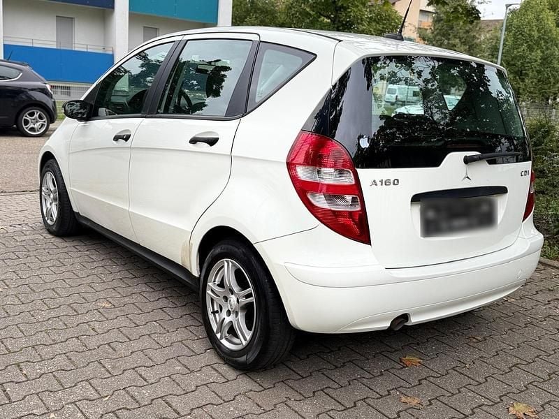 Gebraucht Mercedes A160 82 PS (60 kW) 2008 Weiß Kleinwagen